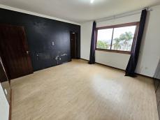 listing-small
