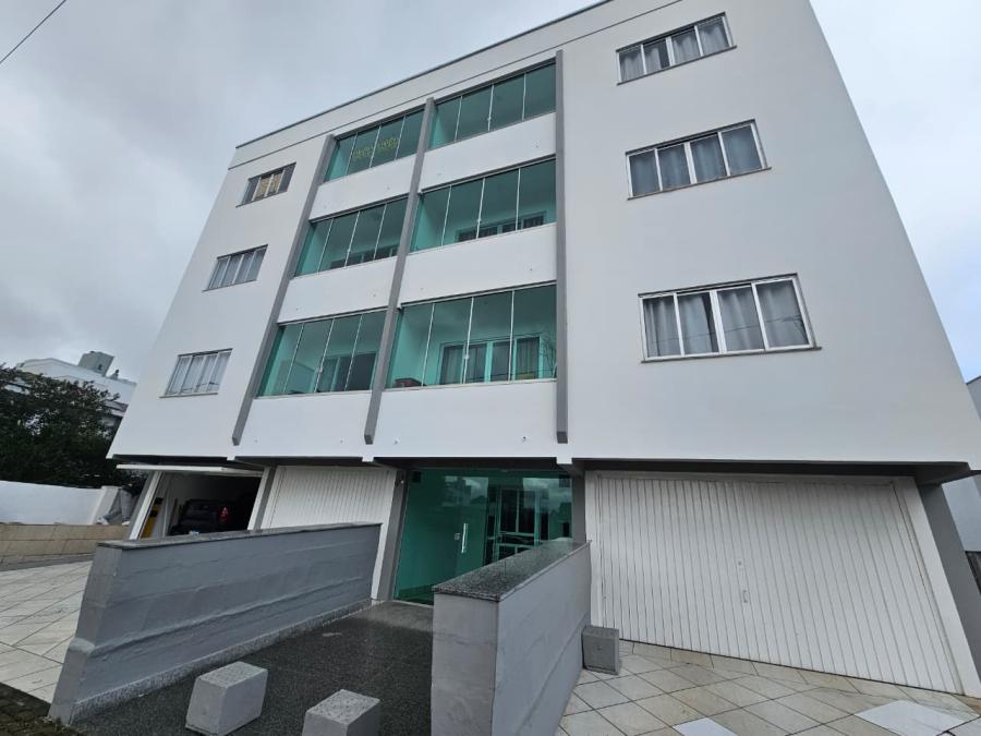 APARTAMENTO ED. PEDRO FAVA (FUNDOS)